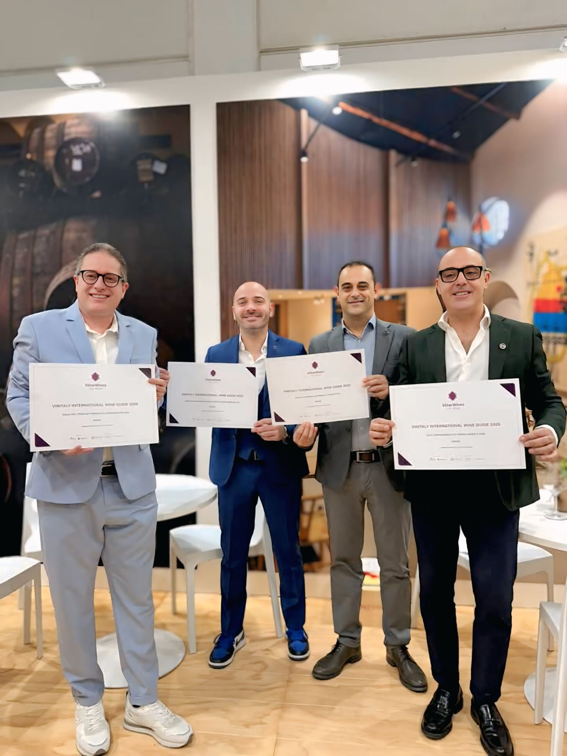 Cantina Contini 1898 con i riconoscimenti del 5WineStars-The Book 2026 assegnati a Vinitaly