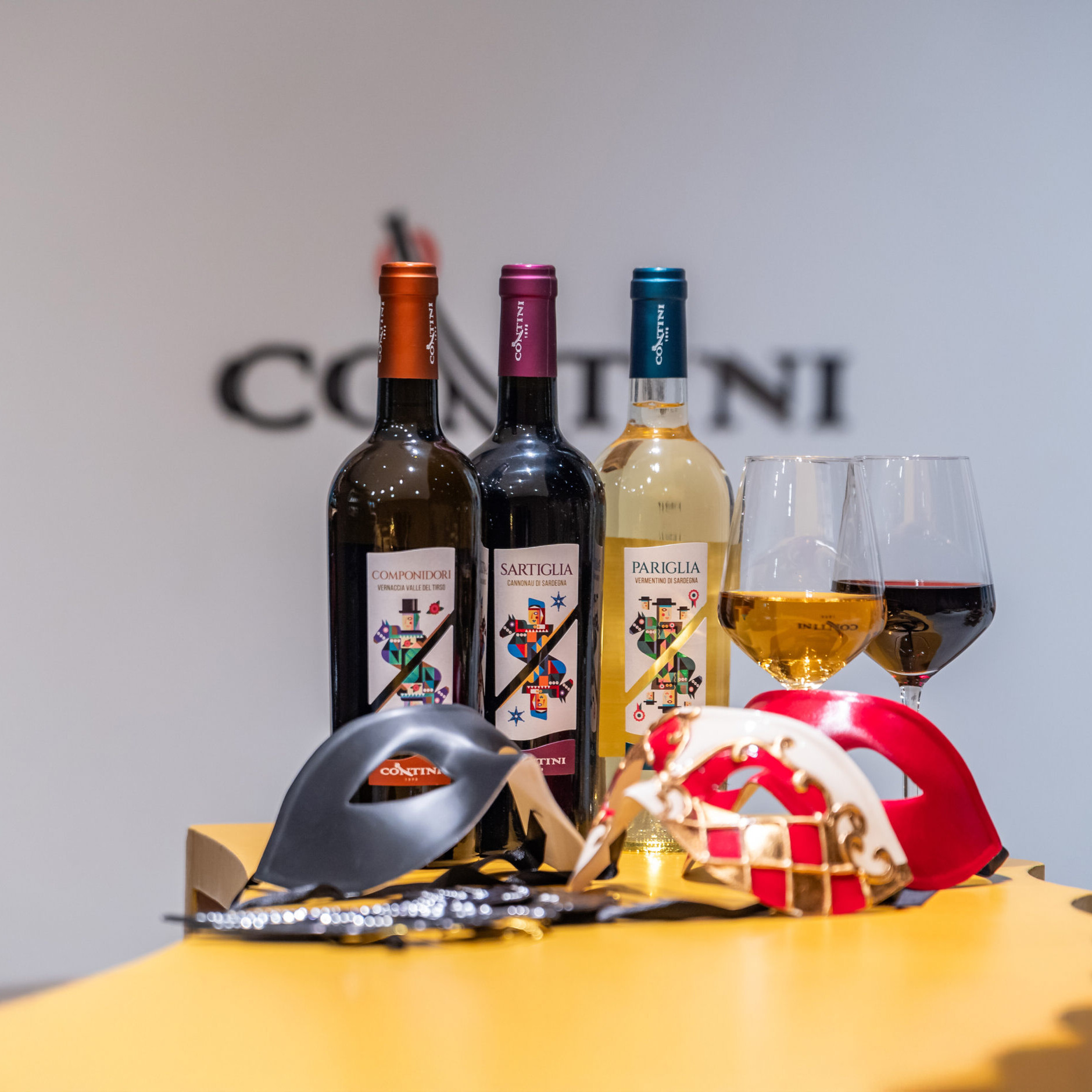 Carnevale in Cantina alla Contini 1898 di Cabras con la linea vini Sartiglia